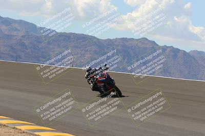 media/Oct-03-2022-Moto Forza (Mon) [[5f077a3730]]/Beginner Group/Session 2 (Turn 10)/